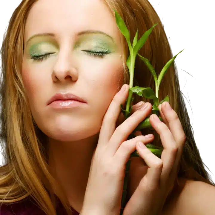 Cosmetici Naturali - La Guida Completa alla Bellezza Sostenibile - ragazza che ascolta